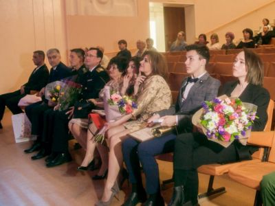 Певицу Светлану Кашину (Рукавишникову) поздравили её друзья и студенты